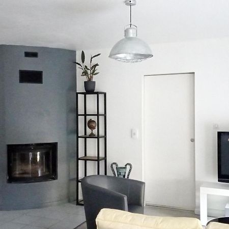 Maison Avec Terrasse Fesches-le-Chatel Екстериор снимка